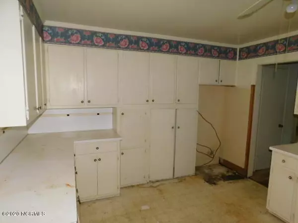 Kinston, NC 28504,2205 Carey RD