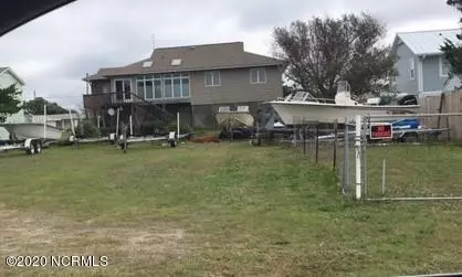 206 W Bogue Sound DR, Atlantic Beach, NC 28512