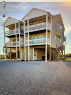 209 Pinellas DR, North Topsail Beach, NC 28460