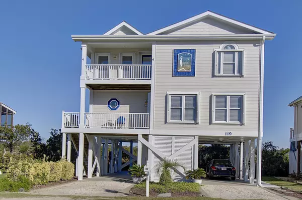 119 Windjammer DR, Holden Beach, NC 28462