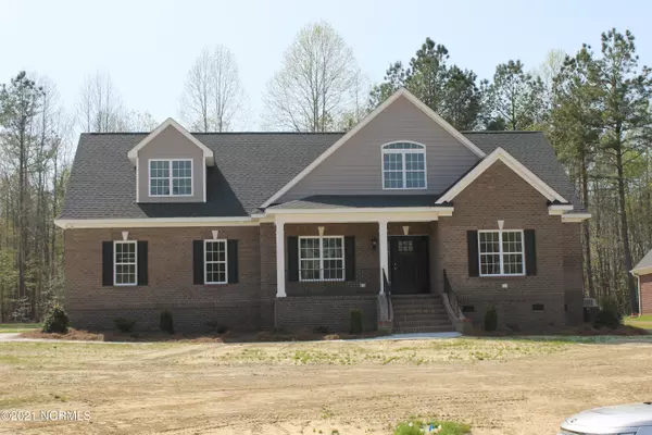 1374 Blue Heron DR, Nashville, NC 27856