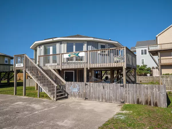 North Topsail Beach, NC 28460,3045 Island DR