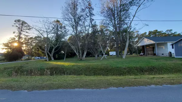 3416 Eaton DR, Morehead City, NC 28557