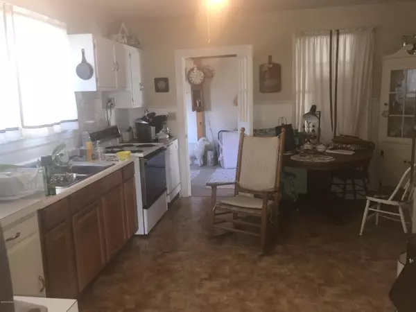 Belhaven, NC 27810,362 Riverview ST