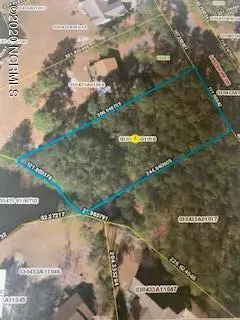 16 Lakeshore Drive, Wagram, NC 28396