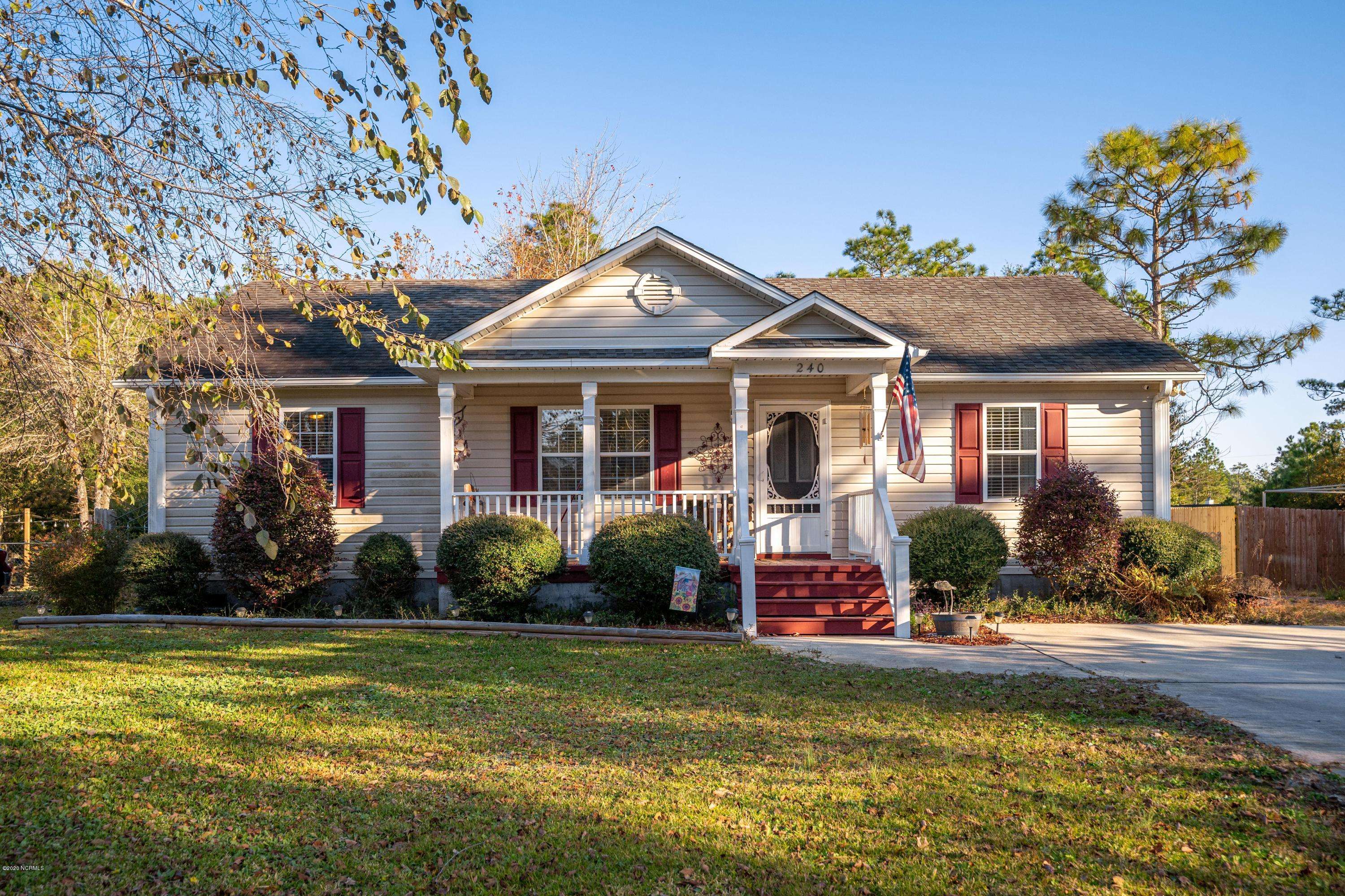 240 Crystal RD, Southport, NC 28461