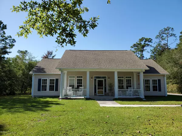 110 Shoreline DR, Cedar Point, NC 28584