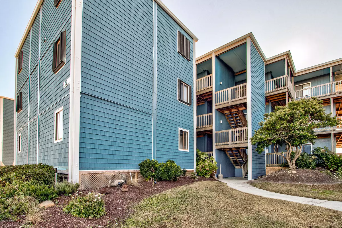 North Topsail Beach, NC 28460,2210 New River Inlet RD #152