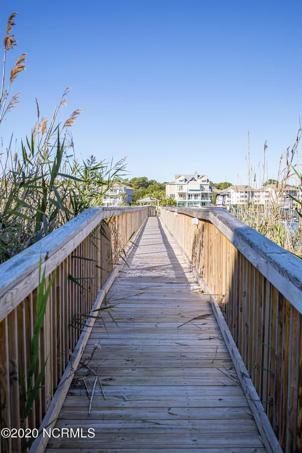 North Myrtle Beach, SC 29582,1657 Harbor DR
