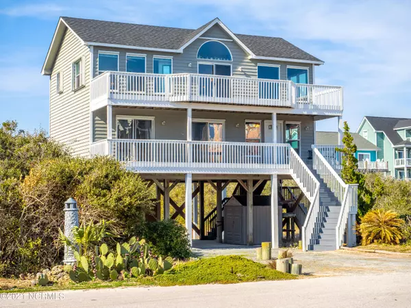 20 Porpoise PL, North Topsail Beach, NC 28460