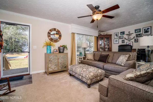 Cedar Point, NC 28584,509 Ocean Spray DR