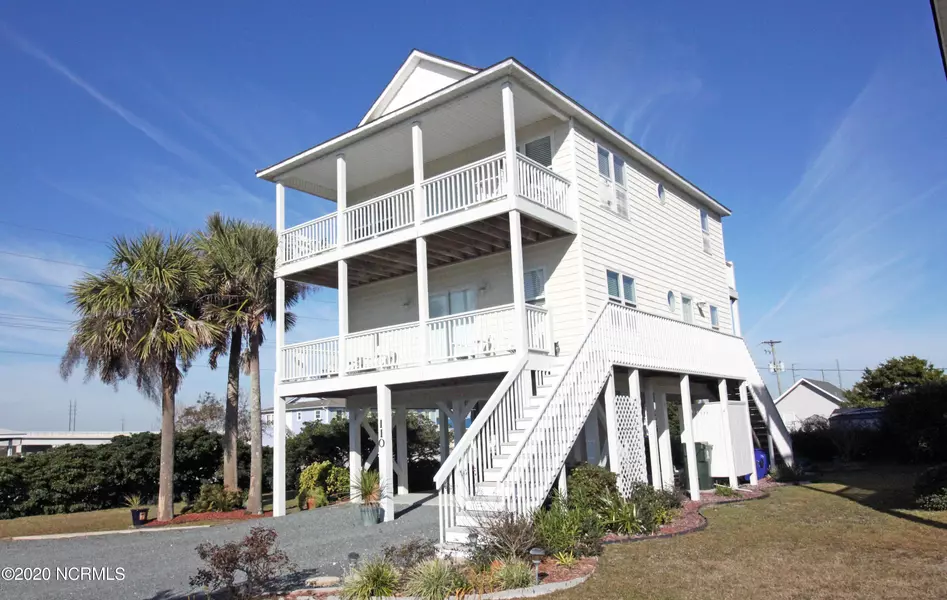 110 High Point AVE, Surf City, NC 28445