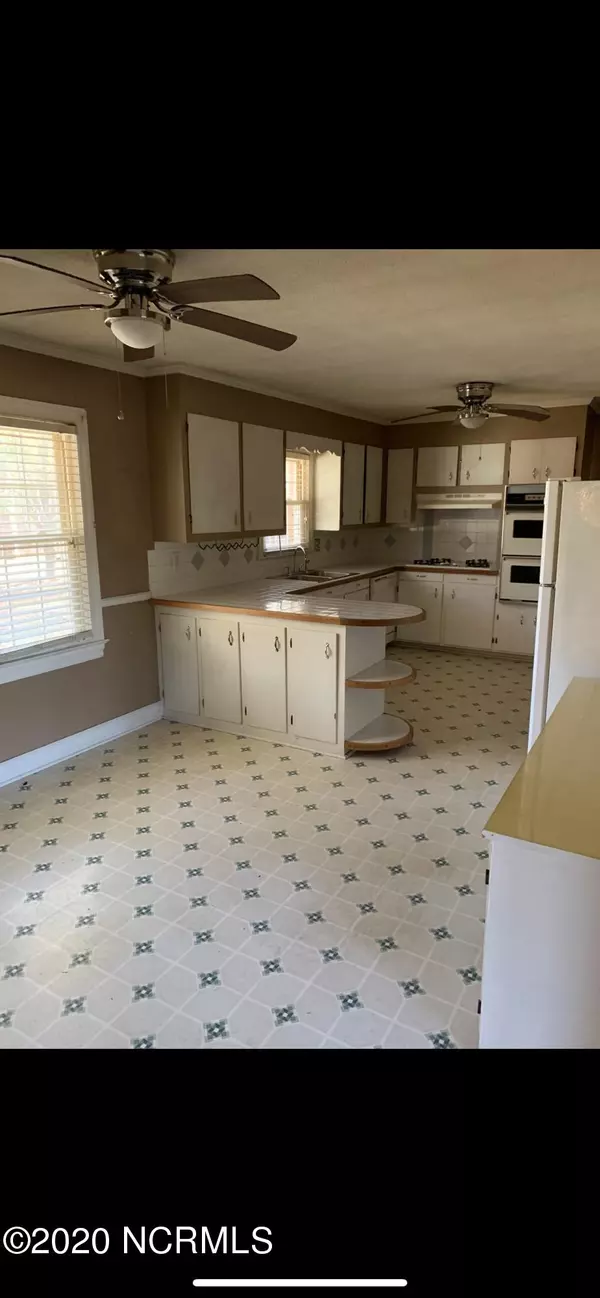 Snow Hill, NC 28580,1221 Hwy 903 S