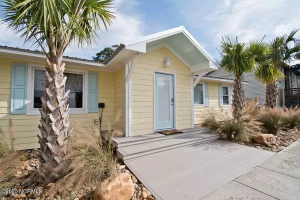 122 Live Oak ST, Emerald Isle, NC 28594