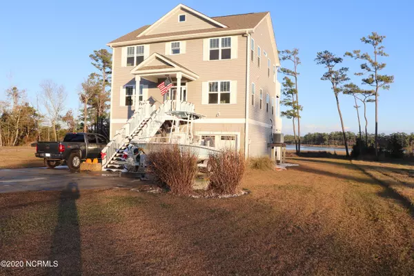 129 Mill Landing Point RD, Newport, NC 28570