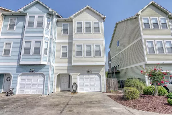 513 N New River DR #D,  Surf City,  NC 28445