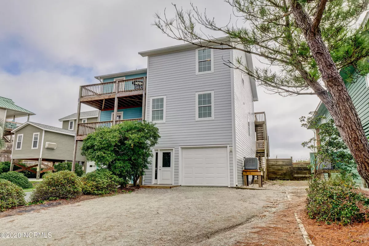 Surf City, NC 28445,706 S Shore DR #B