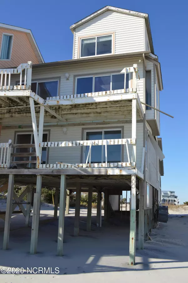 North Topsail Beach, NC 28460,2356 New River Inlet Road