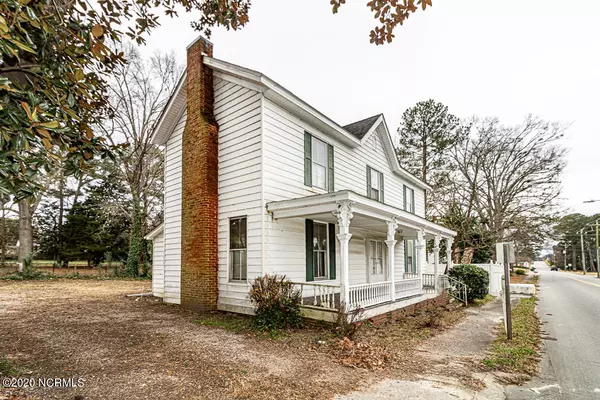 Nashville, NC 27856,105 S Alston ST