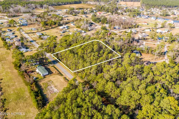 215 Piver RD, Beaufort, NC 28516