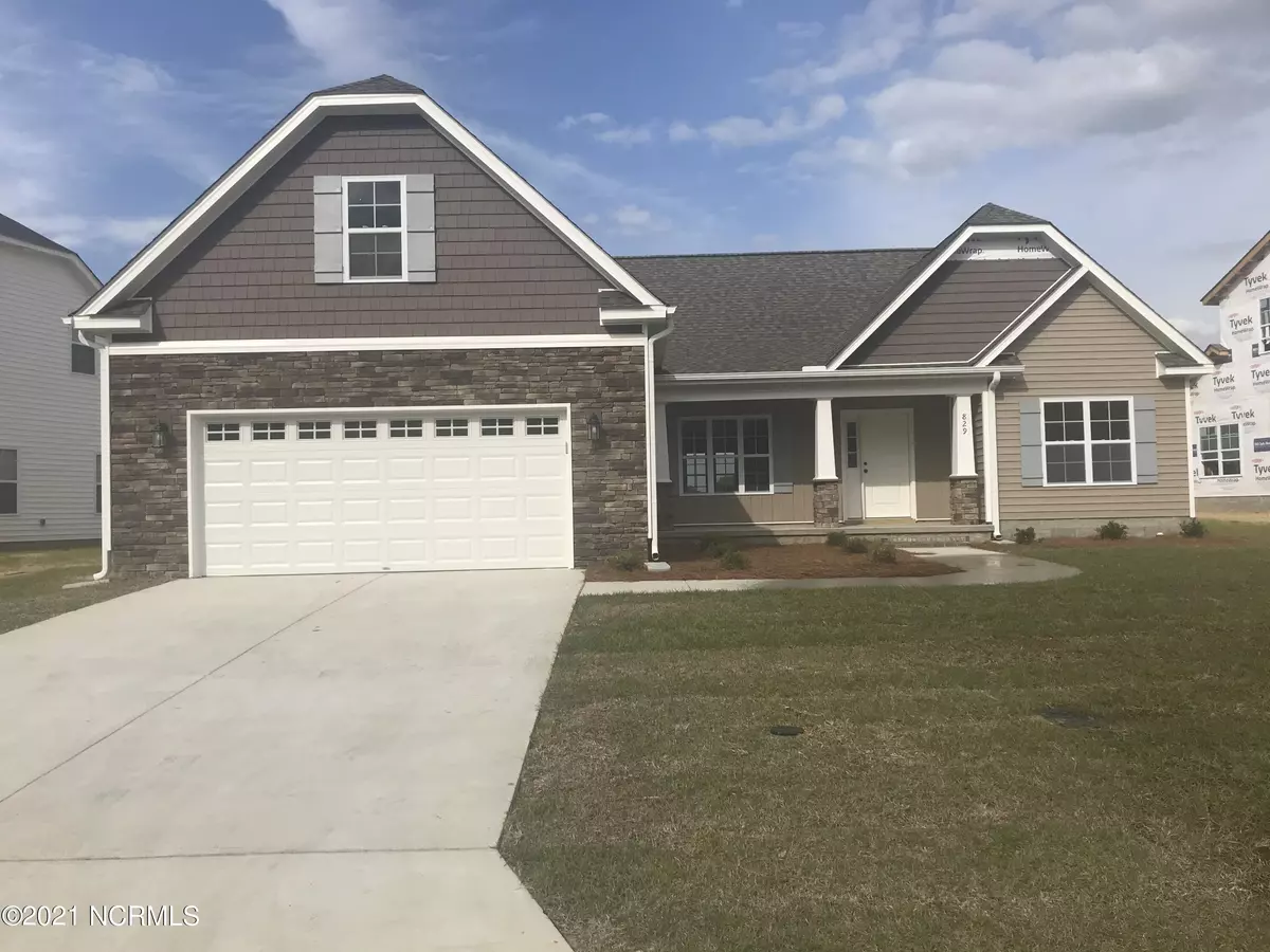 Greenville, NC 27858,829 Knoll CIR