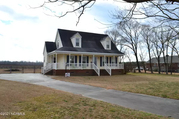 3205 Downing CT, Kinston, NC 28504