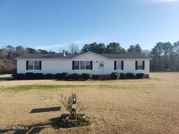 Roseboro, NC 28382,261 Little Coharie LN