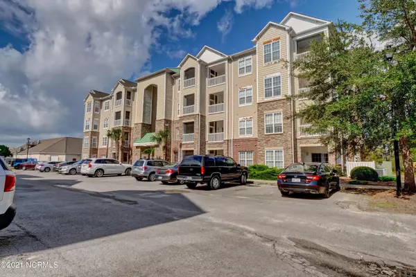 300 Gateway Condos DR #326, Surf City, NC 28445