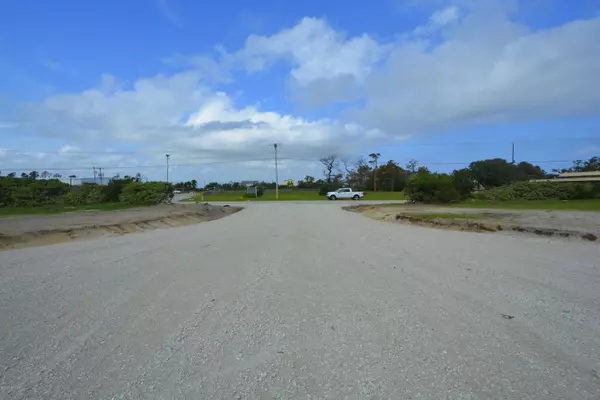 Harkers Island, NC 28531,105 Sound Point DR