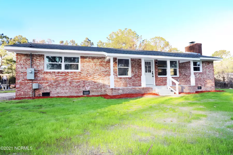 284 Bogue Loop RD, Newport, NC 28570