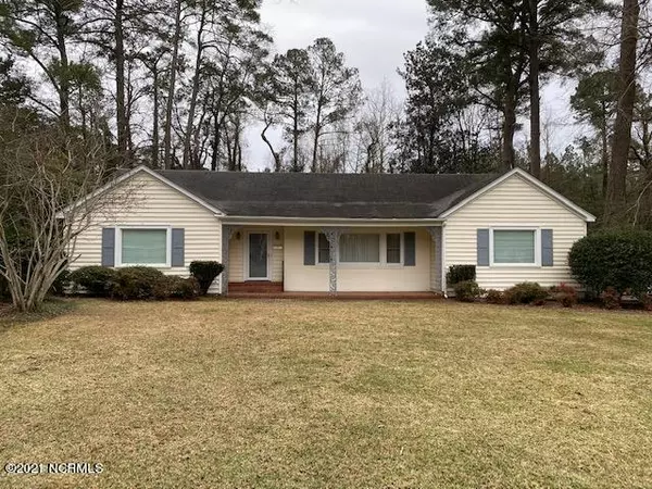 114 Spruce ST, Washington, NC 27889