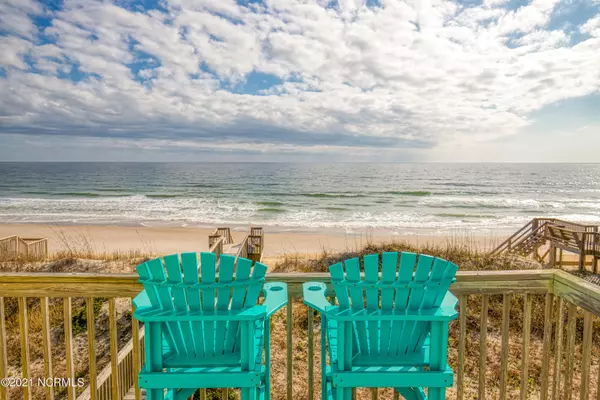 North Topsail Beach, NC 28460,3994 Island DR