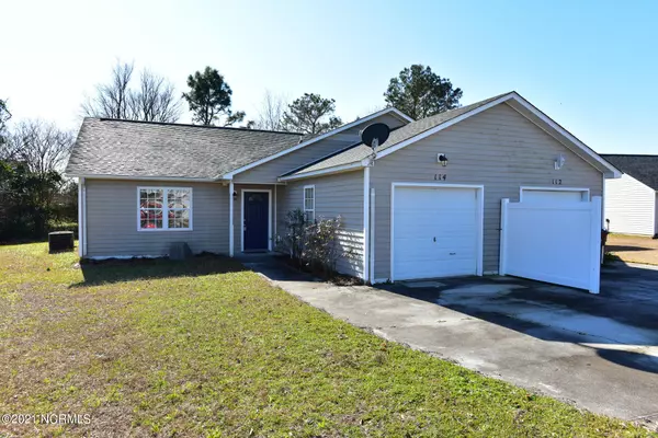 114 Charlton RD, Hubert, NC 28539