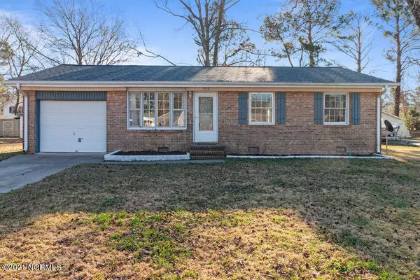 312 Cardinal RD, Jacksonville, NC 28546