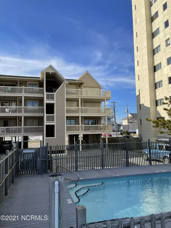 1411 Lake Park BLVD S, Carolina Beach, NC 28428