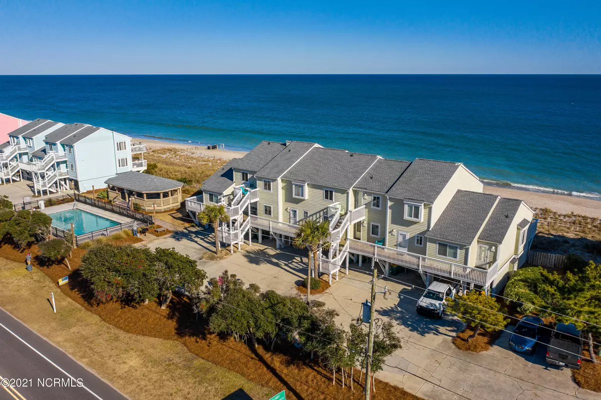 Kure Beach, NC 28449,506 Pelican CT