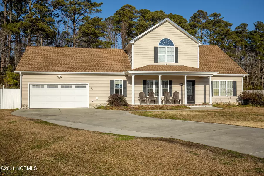 555 Park Meadows DR, Newport, NC 28570