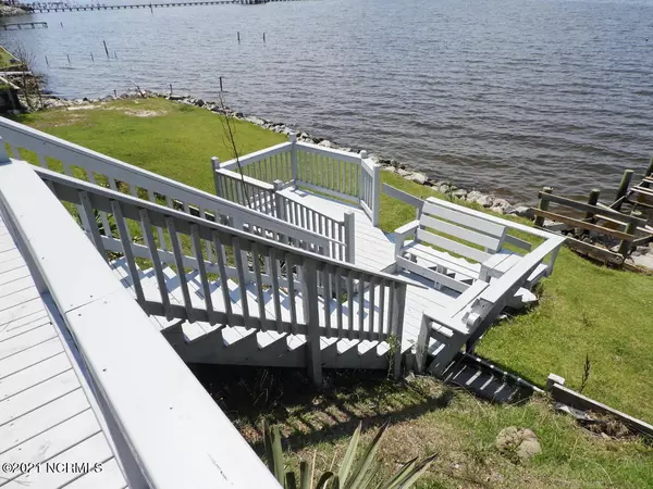 Belhaven, NC 27810,498 Old Pamlico Beach RD E