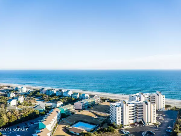 8801 Reed DR #203, Emerald Isle, NC 28594