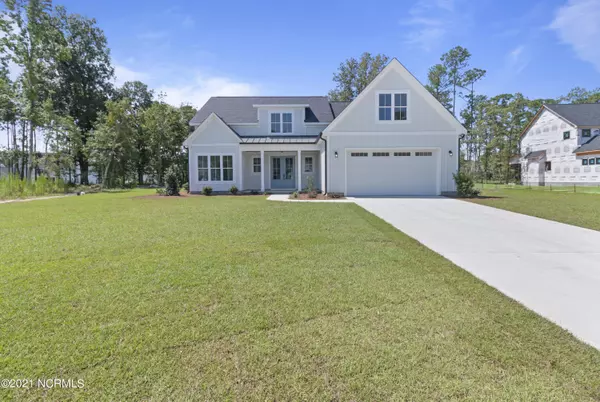 42 Berkshire Lane, Hampstead, NC 28443