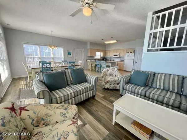 Emerald Isle, NC 28594,5417 Ocean Drive #West