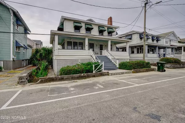 Wrightsville Beach, NC 28480,10 E Charlotte ST