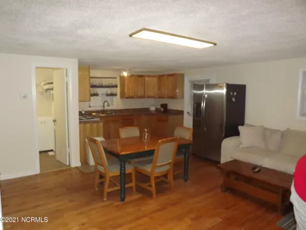 Oak Island, NC 28465,114 NE 30th ST