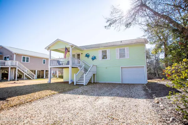 7215 Sound DR, Emerald Isle, NC 28594