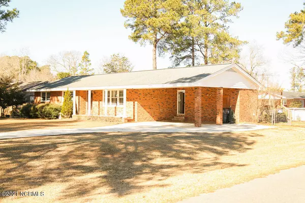 Whiteville, NC 28472,357 Southwood RD