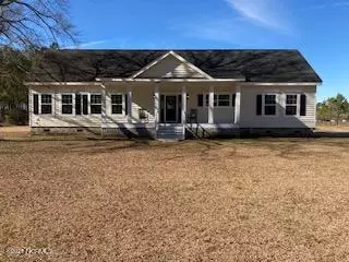 1490 Old Brick RD, Vanceboro, NC 28586