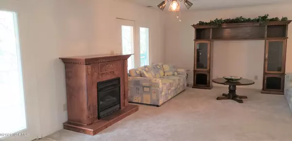 Oak Island, NC 28465,209 Crowell AVE