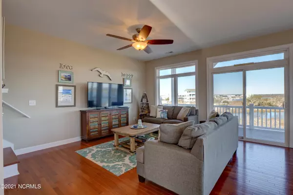 North Topsail Beach, NC 28460,103 Scotch Bonnet Circle