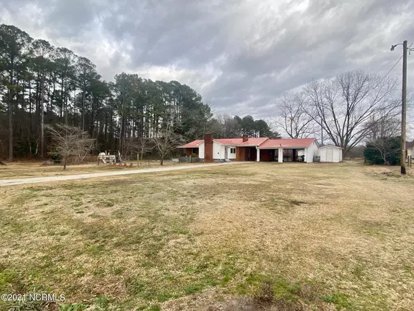 Williamston, NC 27892,1361 Poplar Point Road