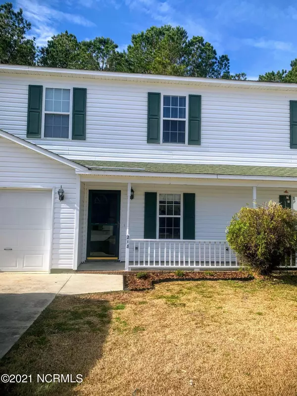 218 Winners Circle S, Jacksonville, NC 28546